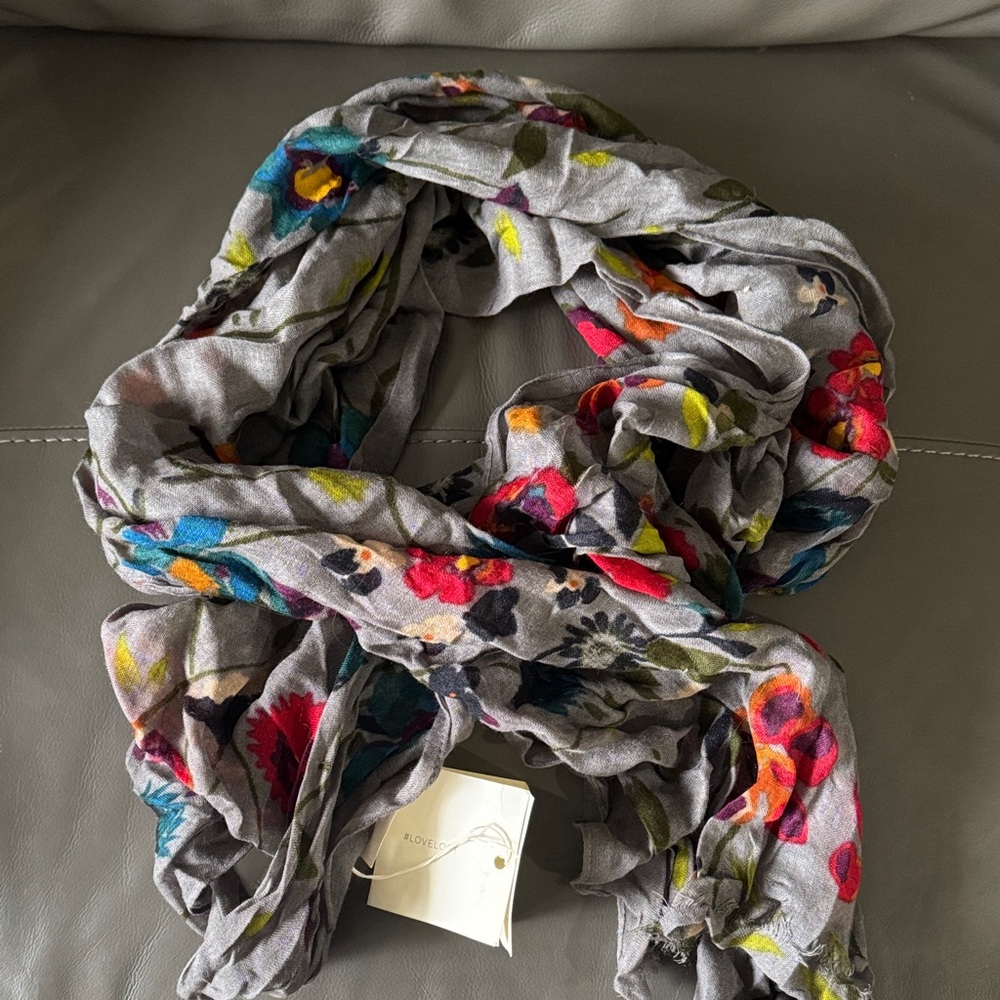 LOFT LONG SCARF 3 ways Vibrant Floral Gray Scarf